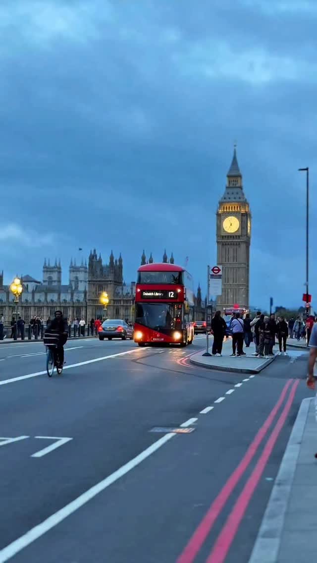 London Walking Itinerary: Iconic Landmarks and Local Gems