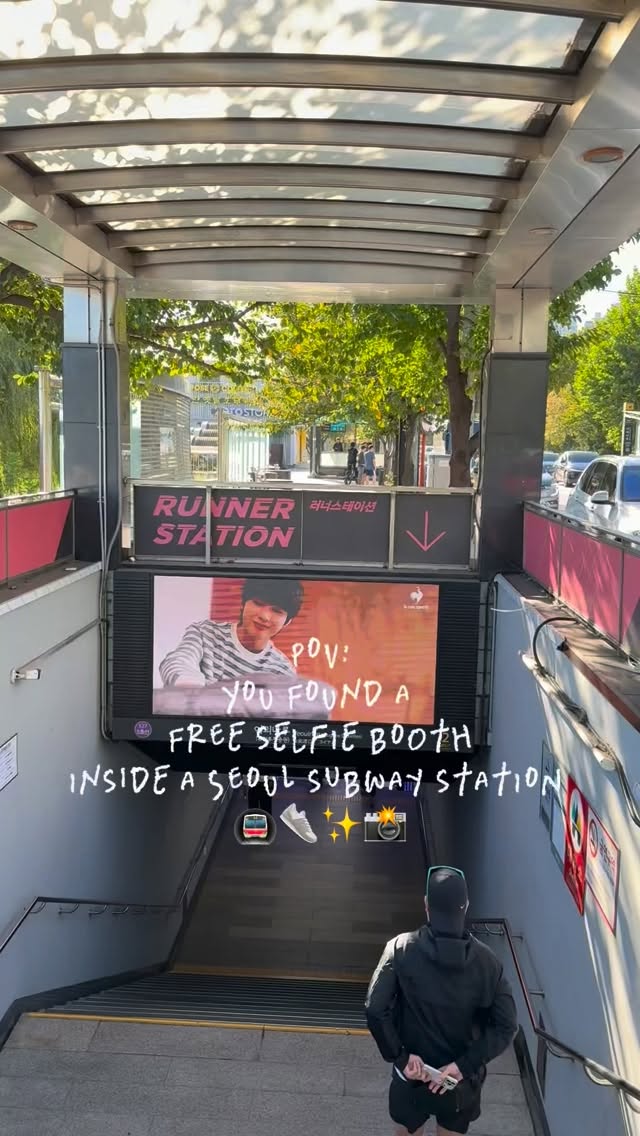 Free Selfie Booths in Seoul Subway Stations