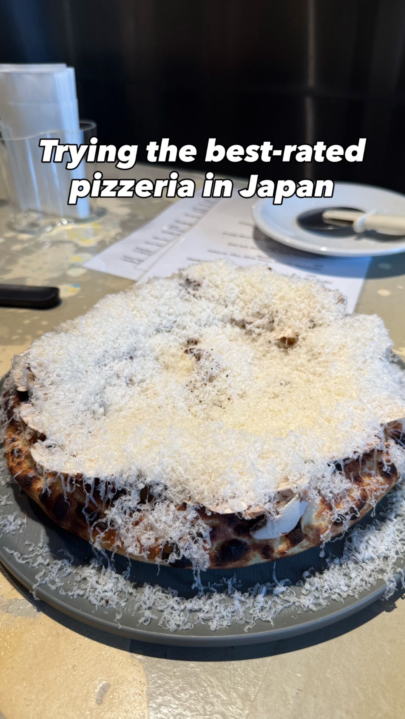 Tokyo's Top Pizza Joint: 400℃ Pizza Review