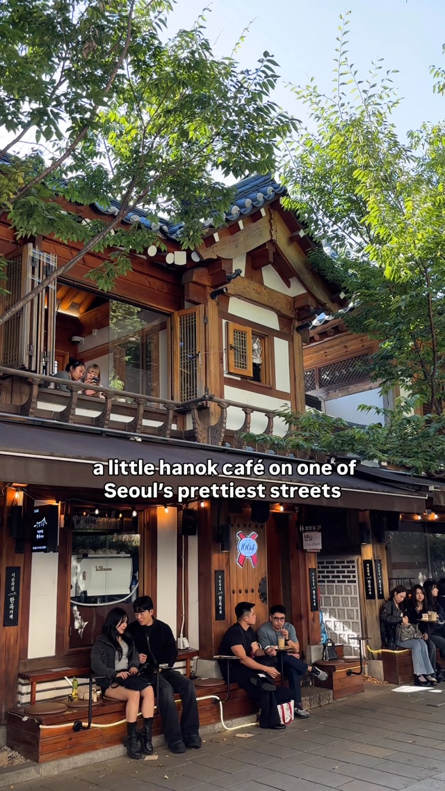 Seoul Hanok Cafe on Seosulla-gil Street