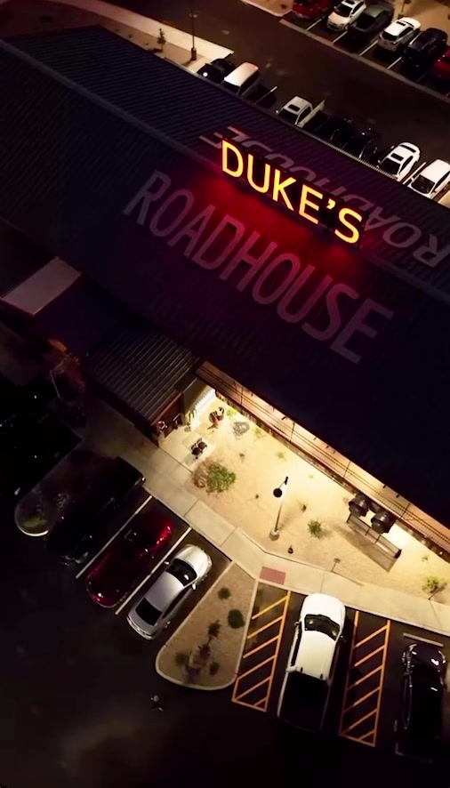 Duke's Roadhouse Diner