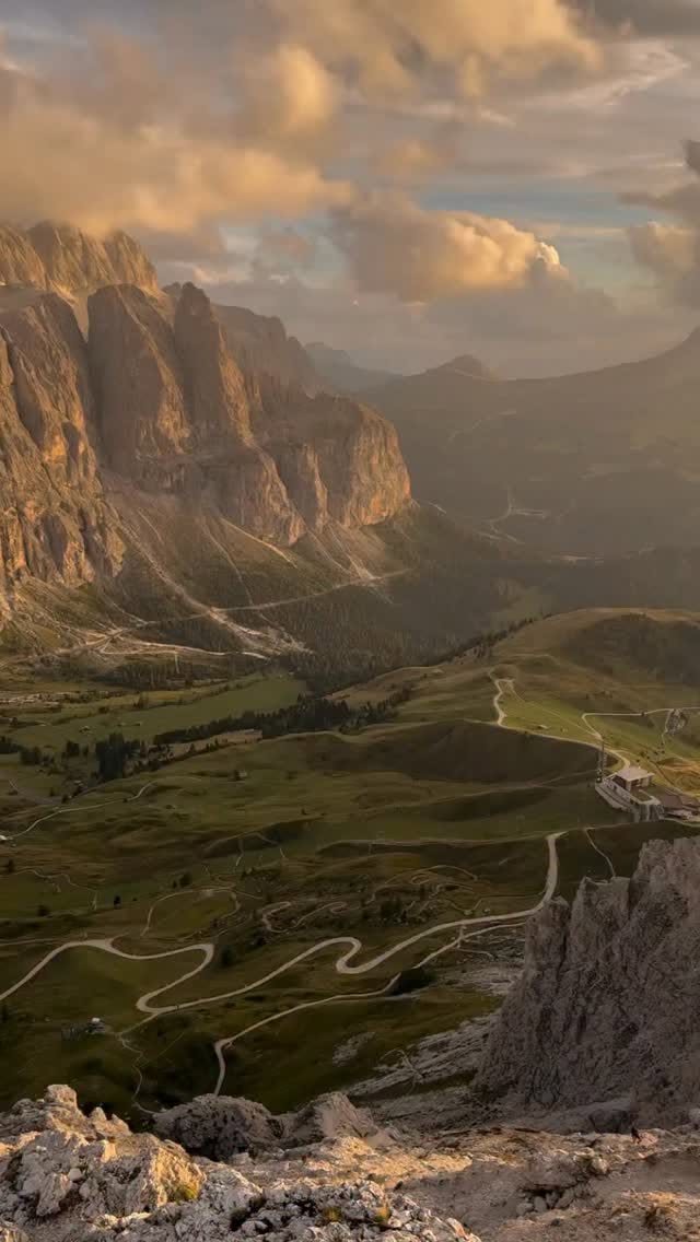 Dolomites Mountain Vistas At Sunset