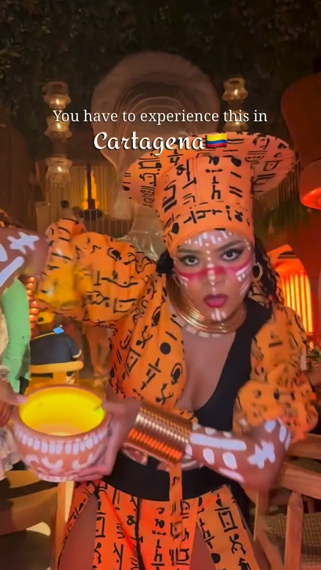 Cartagena's Morena Lounge: Seaside Ambiance and Live Music