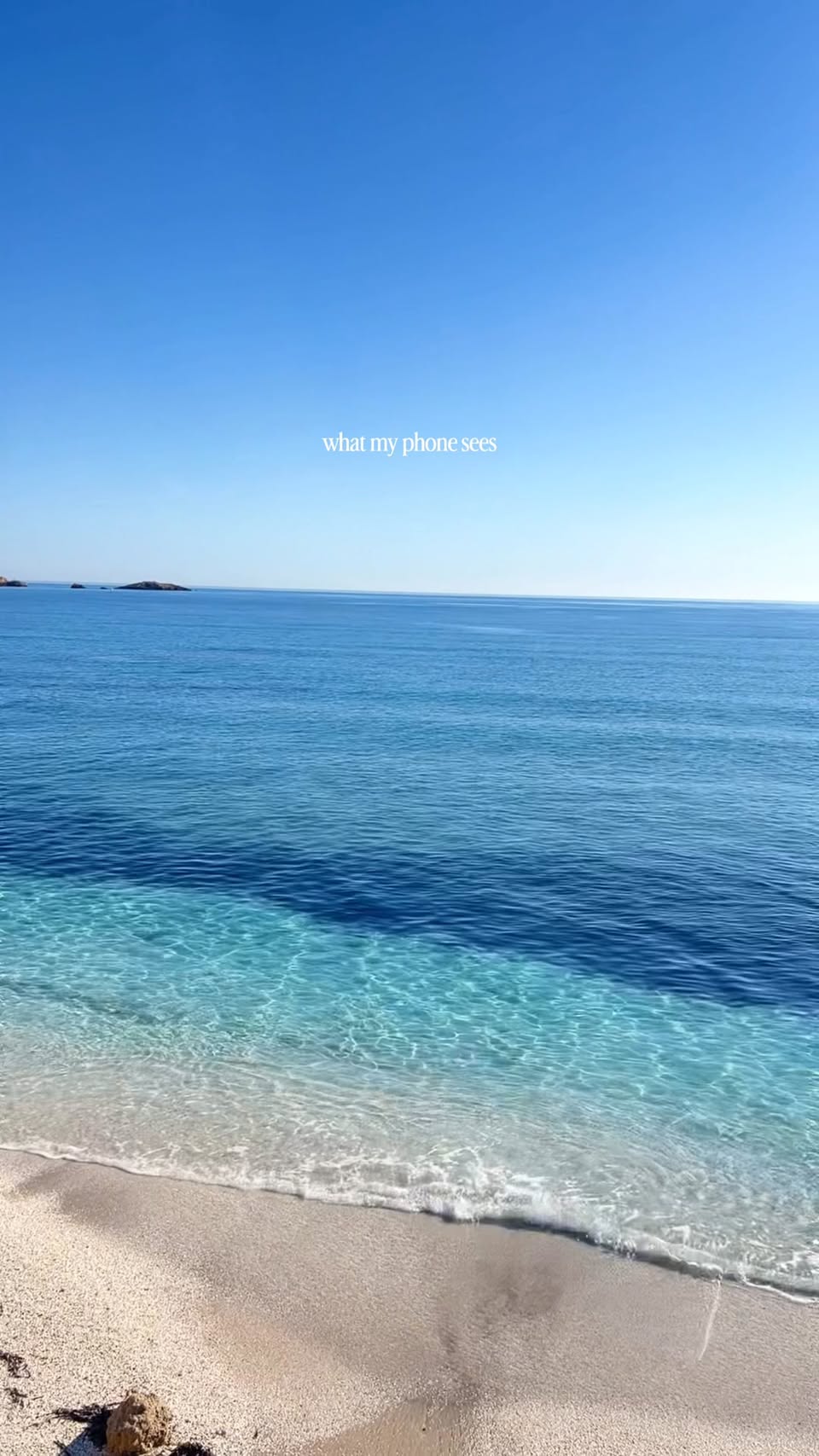 Sarantari Beach's Clear Waters Revealed