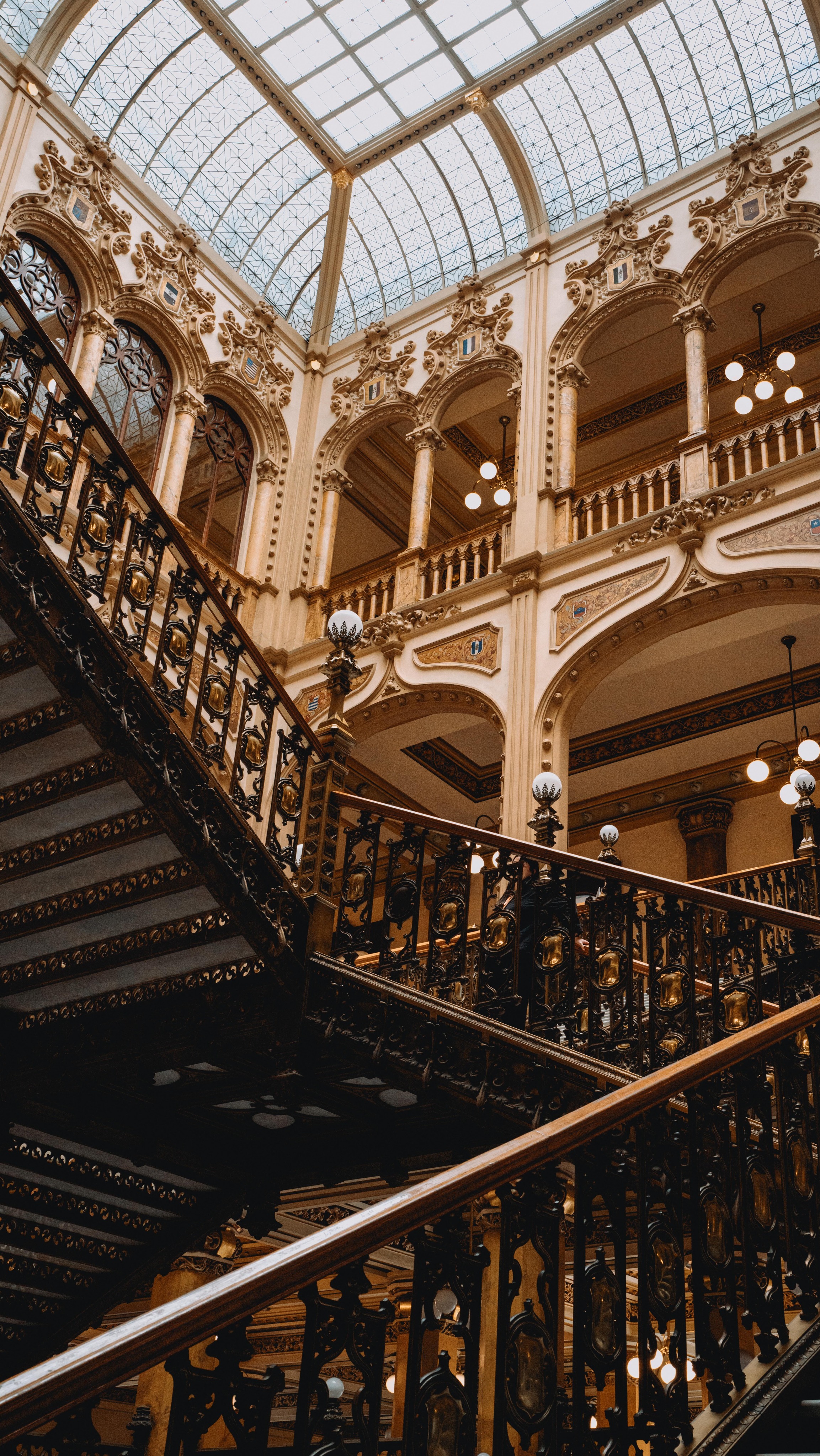 Discover Mexico City's Cultural Gems and Neighborhoods