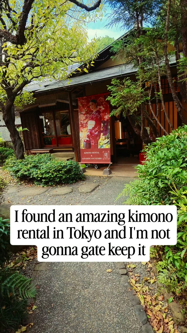 Kimono Rentals Within Shinjuku Gyoen National Garden