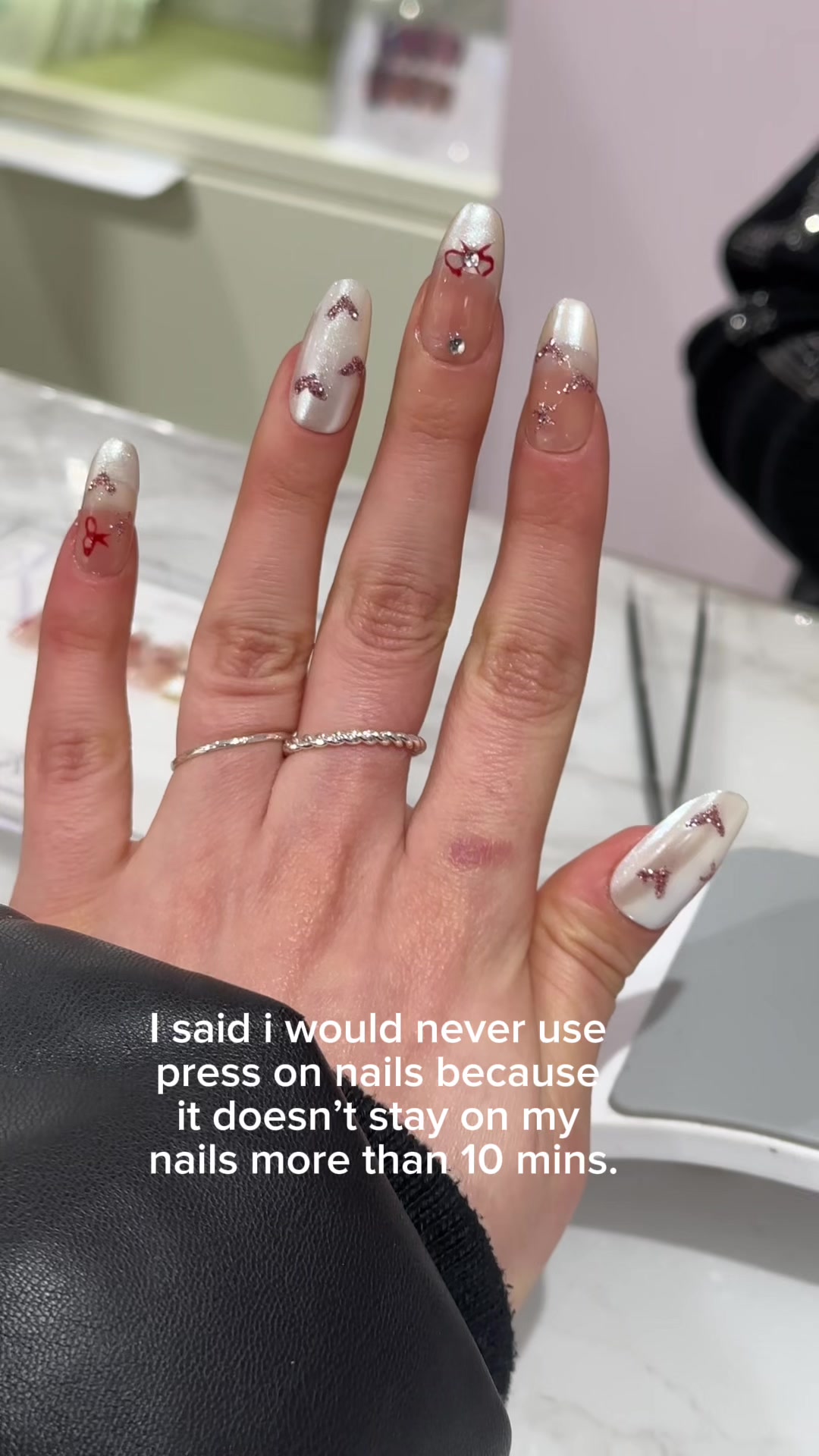 Press-On Nails Last for Weeks At Youngyoung