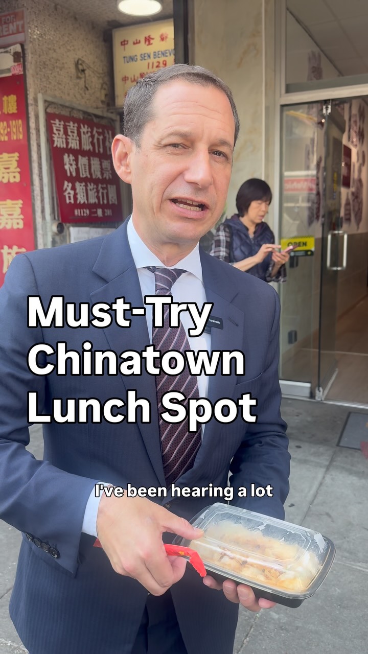 Chinatown Lunch Spot Serves Delicious Rice Rolls