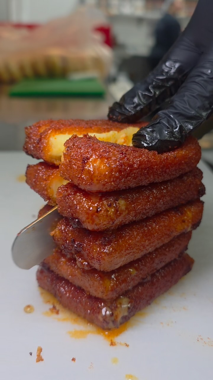 Cheesy Mozzarella Sticks At Two Guys Chicken