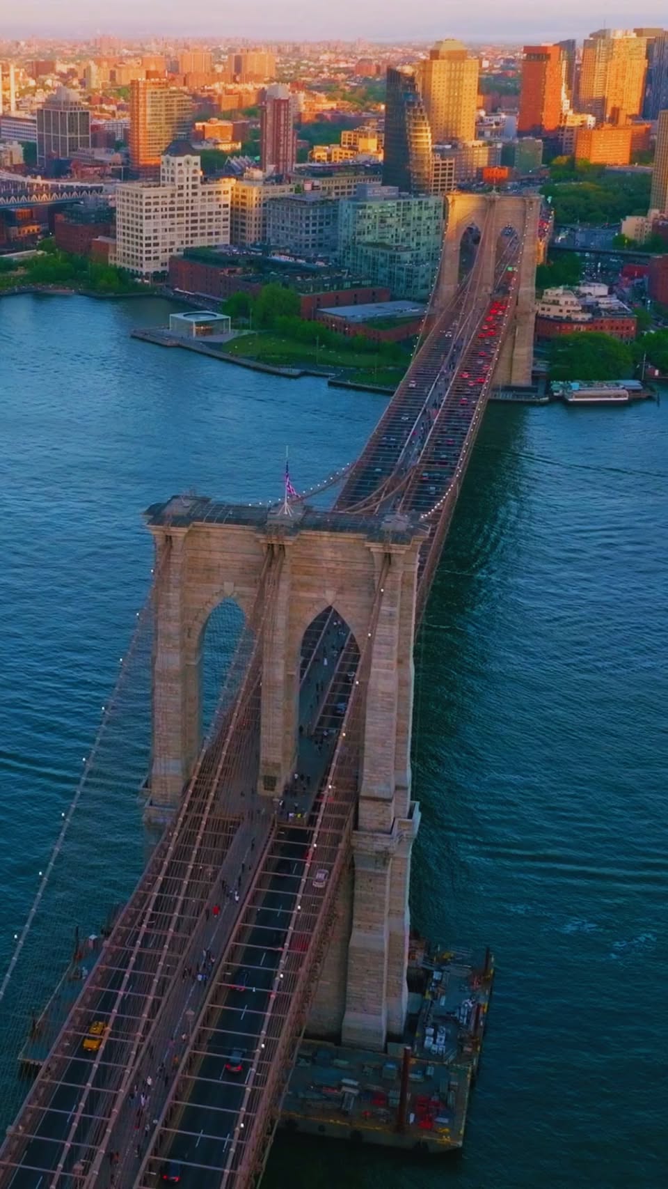 Iconic NYC Landmarks Offer Free Adventures