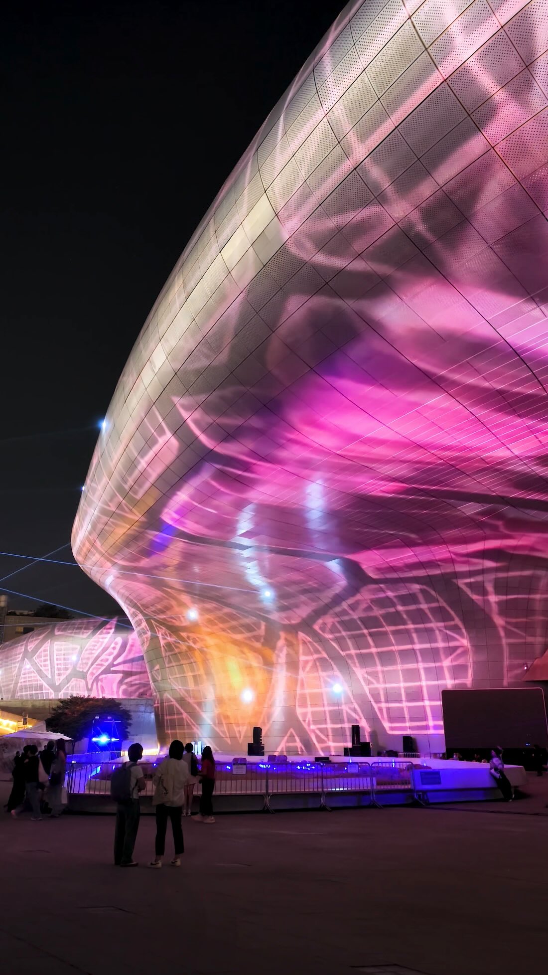 Dongdaemun Design Plaza Fall Media Facade Festival