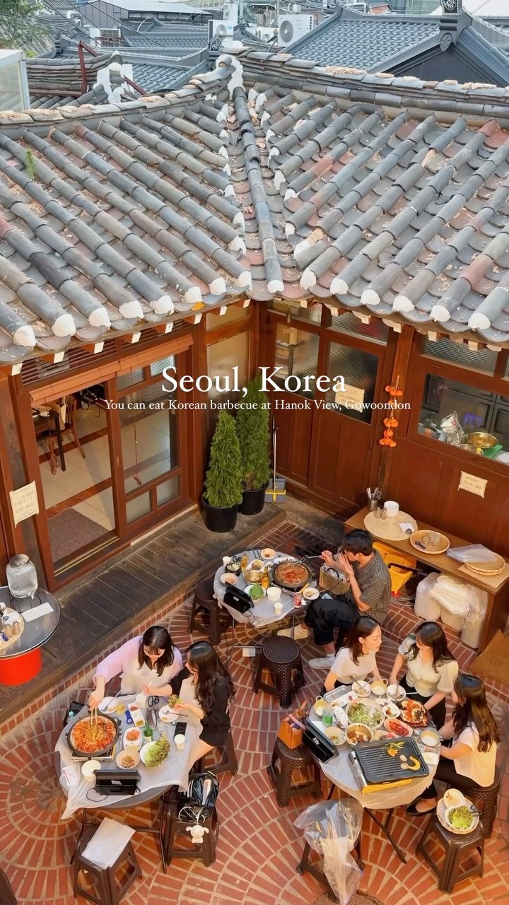 Korean BBQ Restaurant in Traditional Hanok Setting