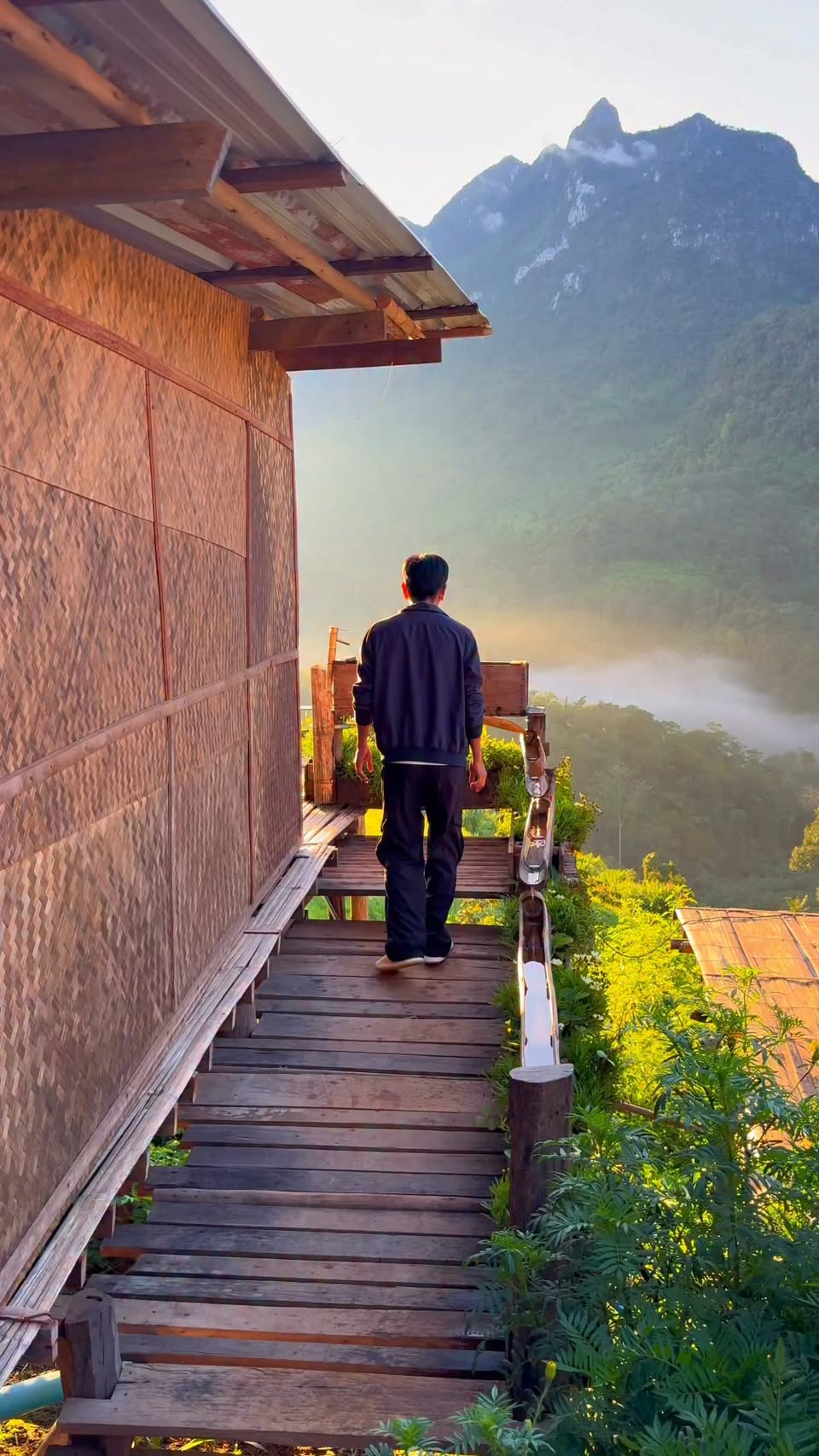 Mountain Homestays With Doi Luang Views