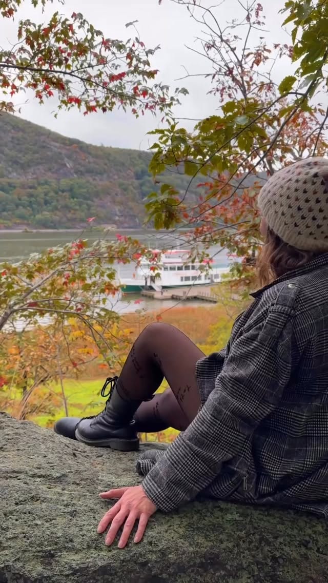 Hudson River Fall Foliage Cruise To Bear Mountain