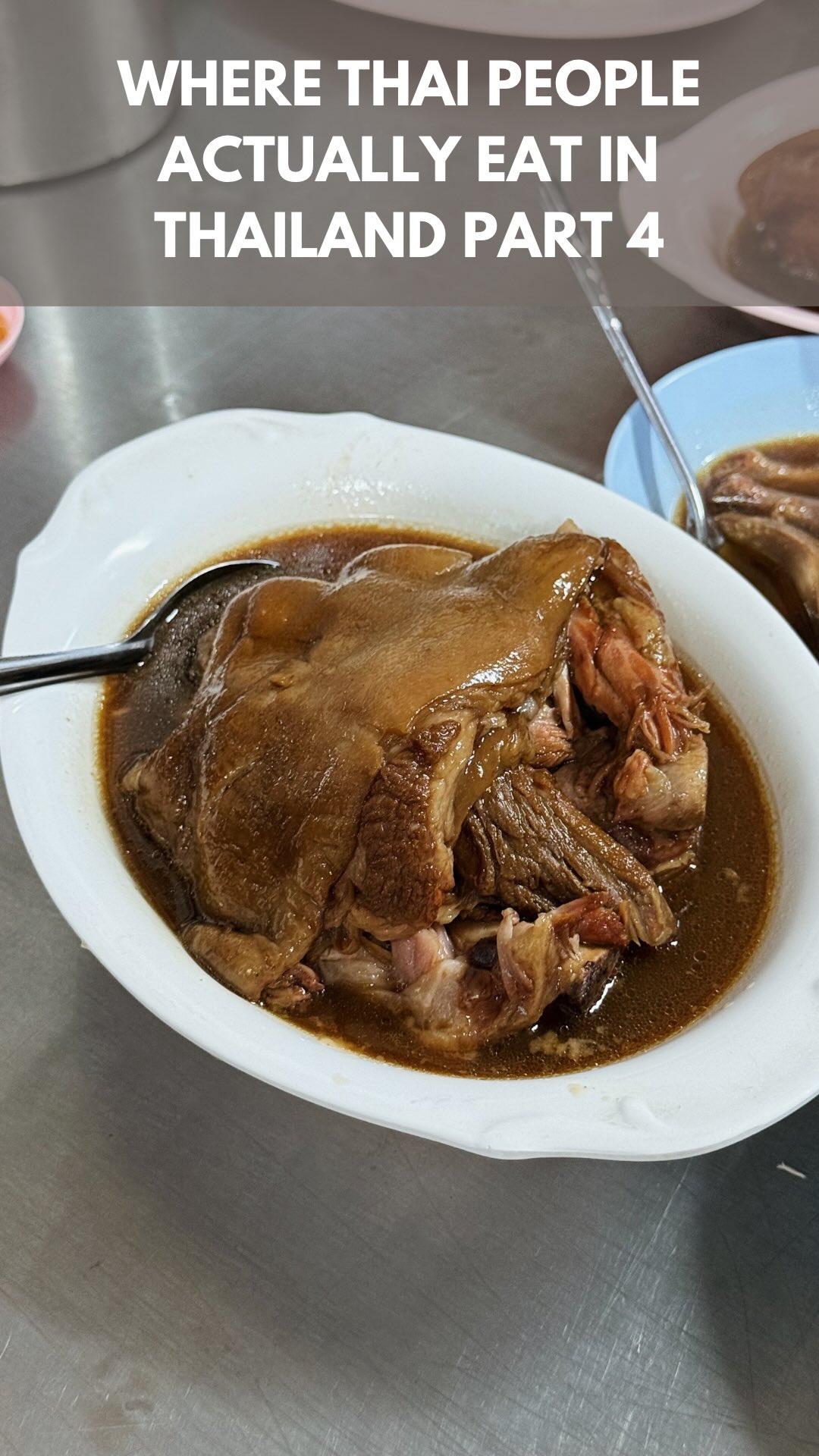 Kha Mu Charoensang Silom: Bangkok's Classic Pork Leg
