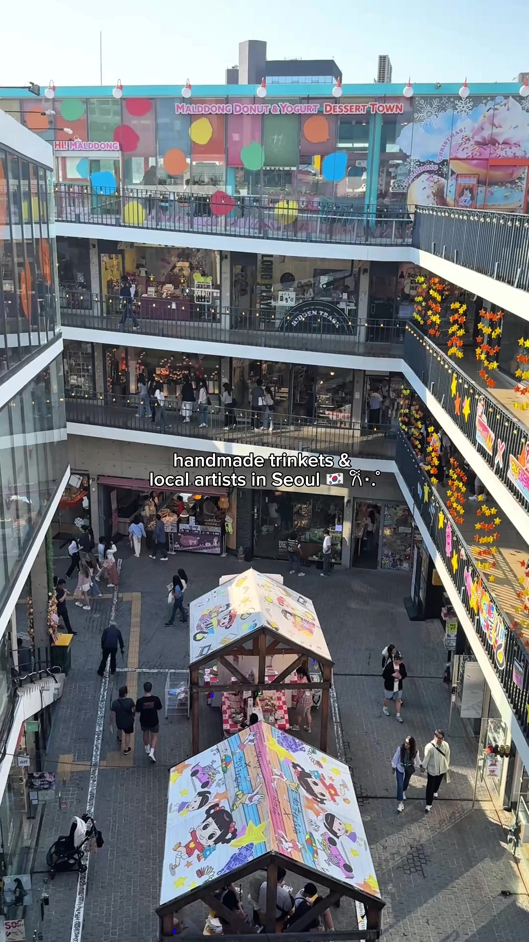 Seoul Trinket Shops With Customizable Items