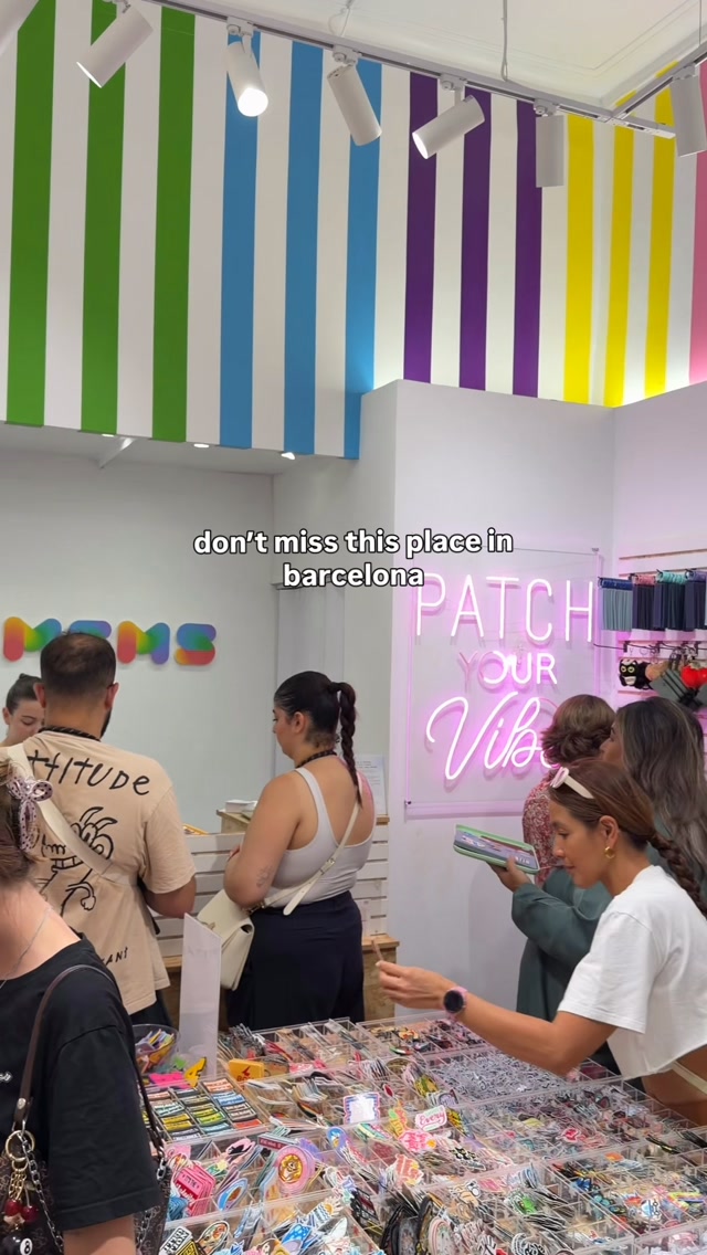 Customize Keychains At Barcelona's Patch Bar