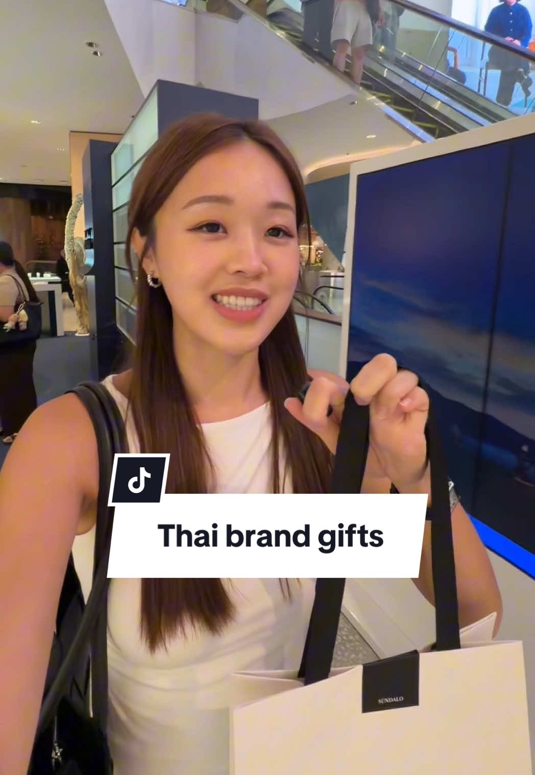 Bangkok Shopping Center Features Thai Perfume Brand
