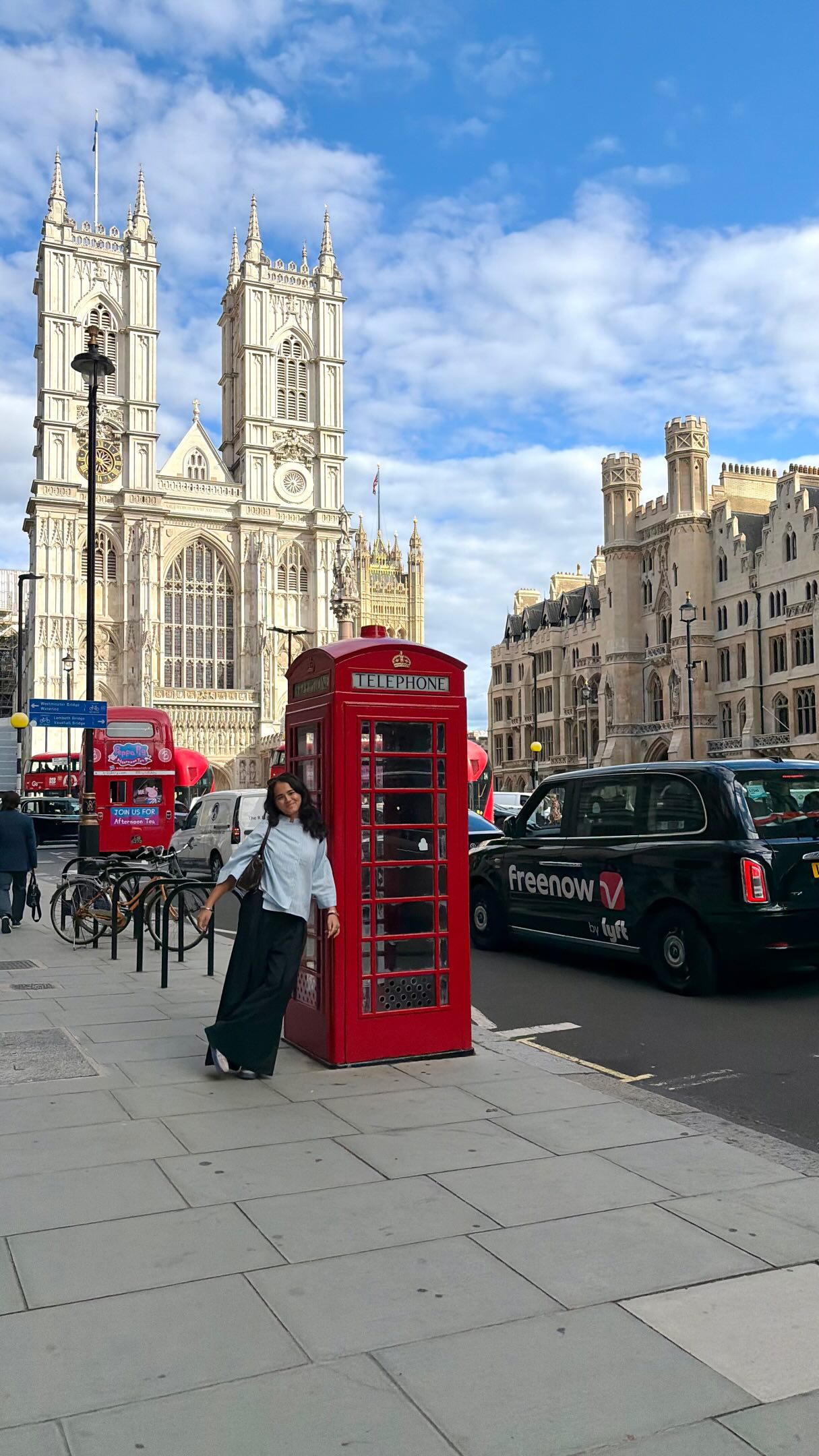 London Street Exploration and Shopping Trip