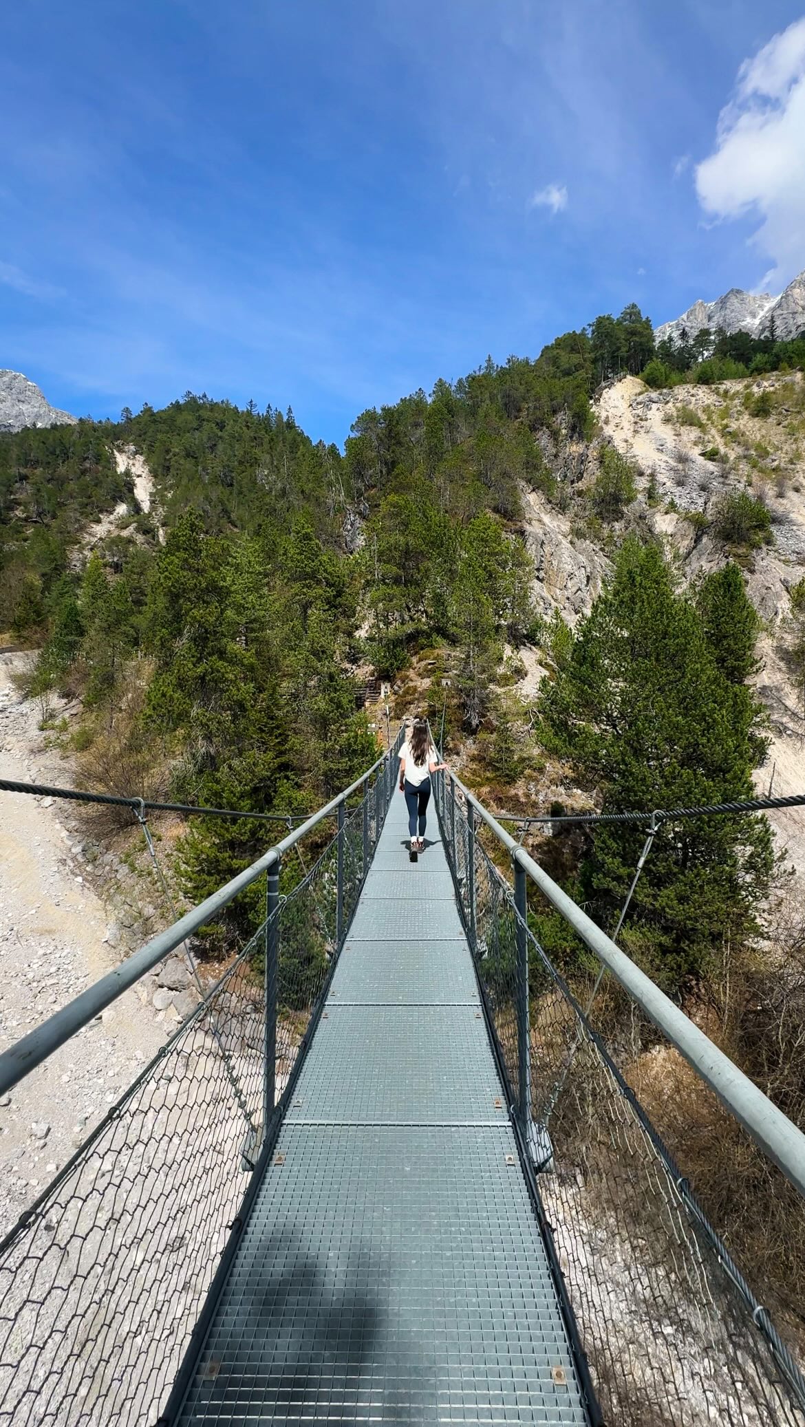 Spectacular Gorge Hike With Suspension Bridge And Hut