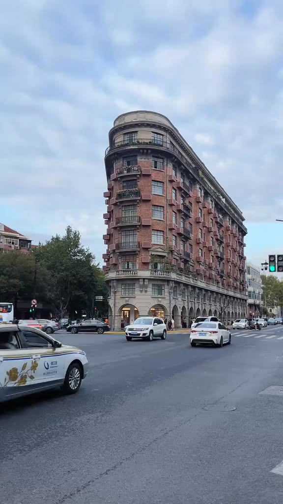 Shanghai's Top Attractions And Amap Travel Guide