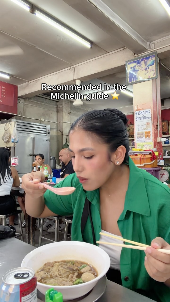 Bangkok Restaurant's Michelin-Recommended 50-Year-Old Soup