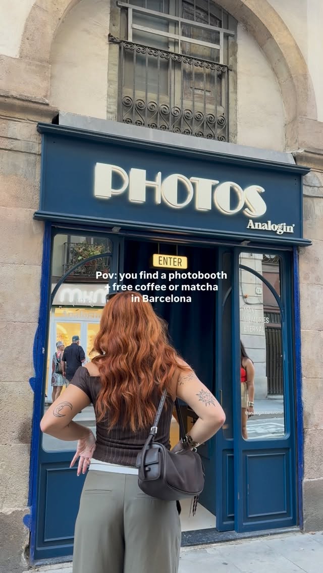 Barcelona Photobooth Cafe Experience