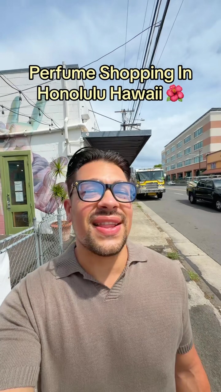 Honolulu Perfume Shop Features Niche Fragrances
