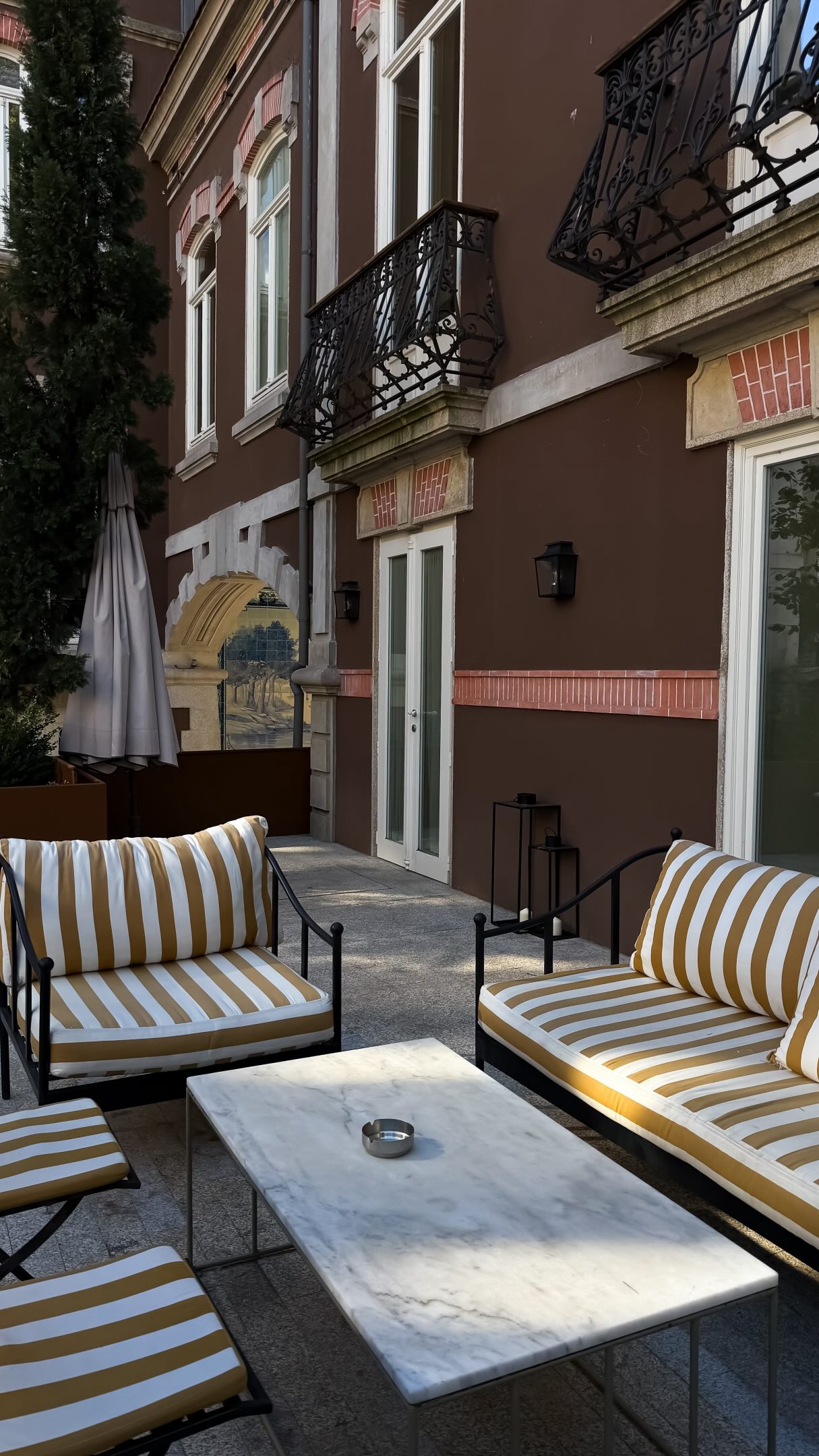 Palácio Cedofeita Hotel Offers Luxurious Dining