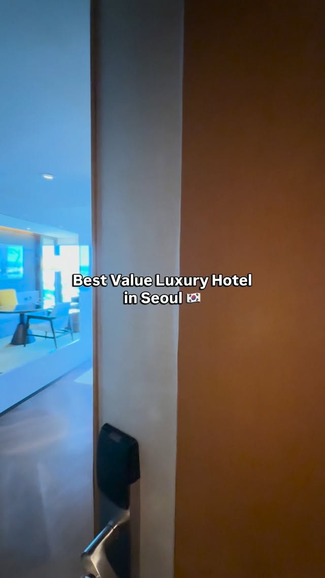 Luxury Hotels With Stunning City and Ocean Views
