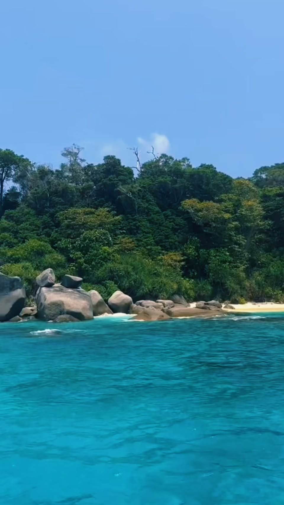 Similan Islands: Turquoise Waters and White Sand Beaches