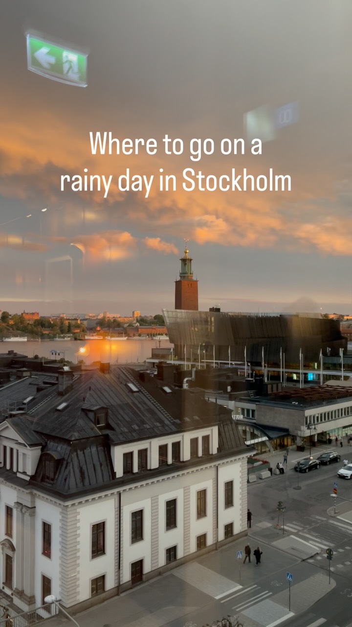 Stockholm City Hall And High Bar