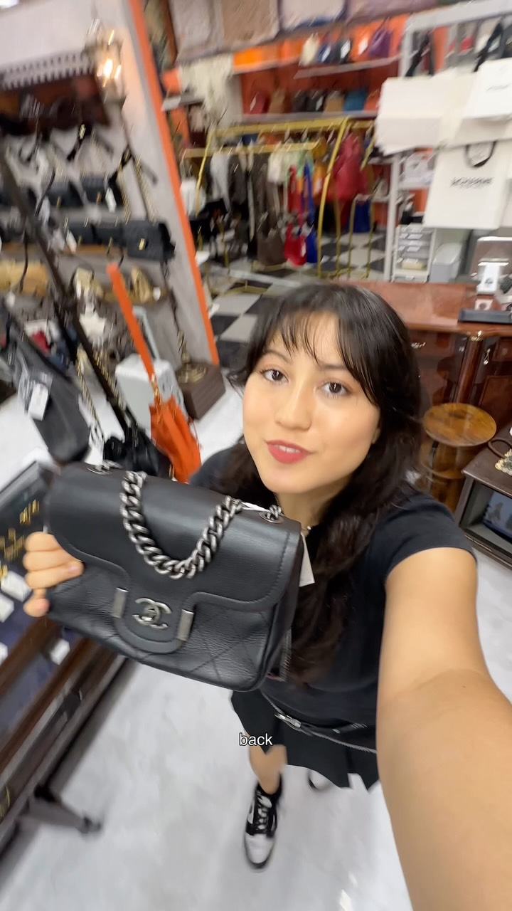 Hidden Tokyo Vintage Designer Bag Shop