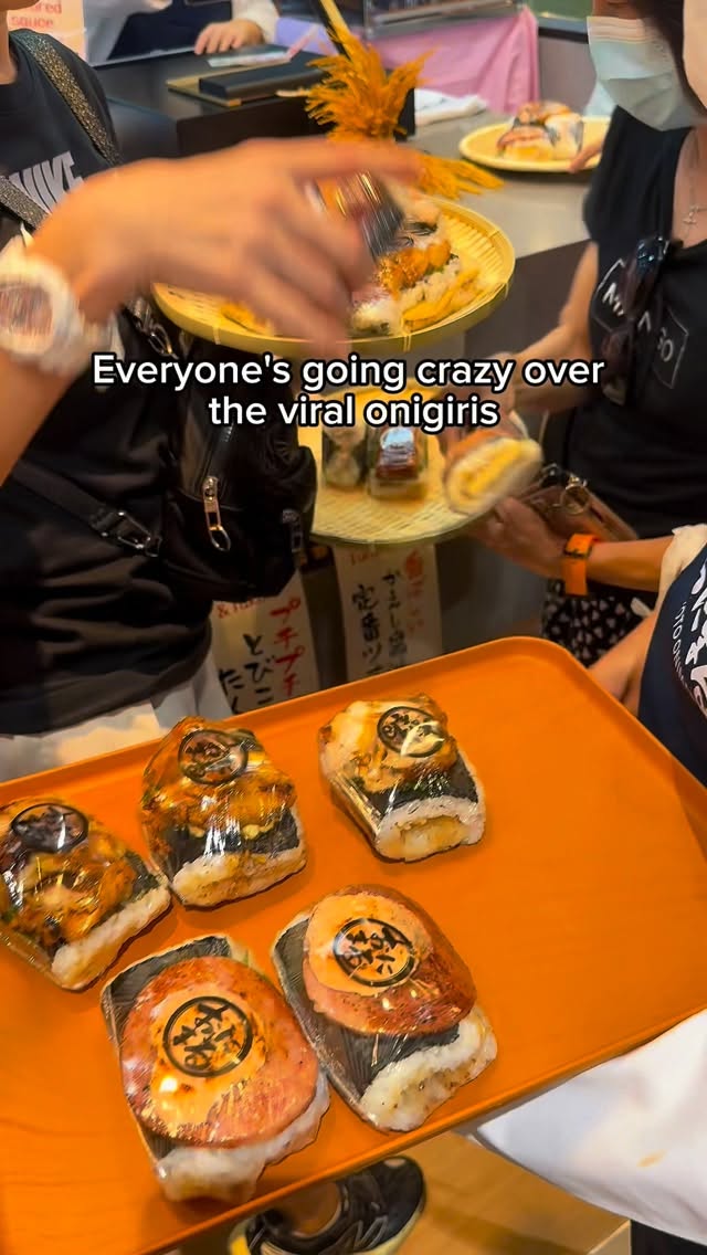 Popular Onigiri Spots Draw Long Lines