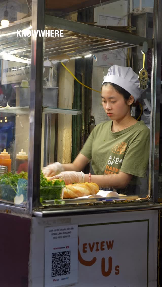 Hanoi Street Food Stall Serves Delicious Banh Mi