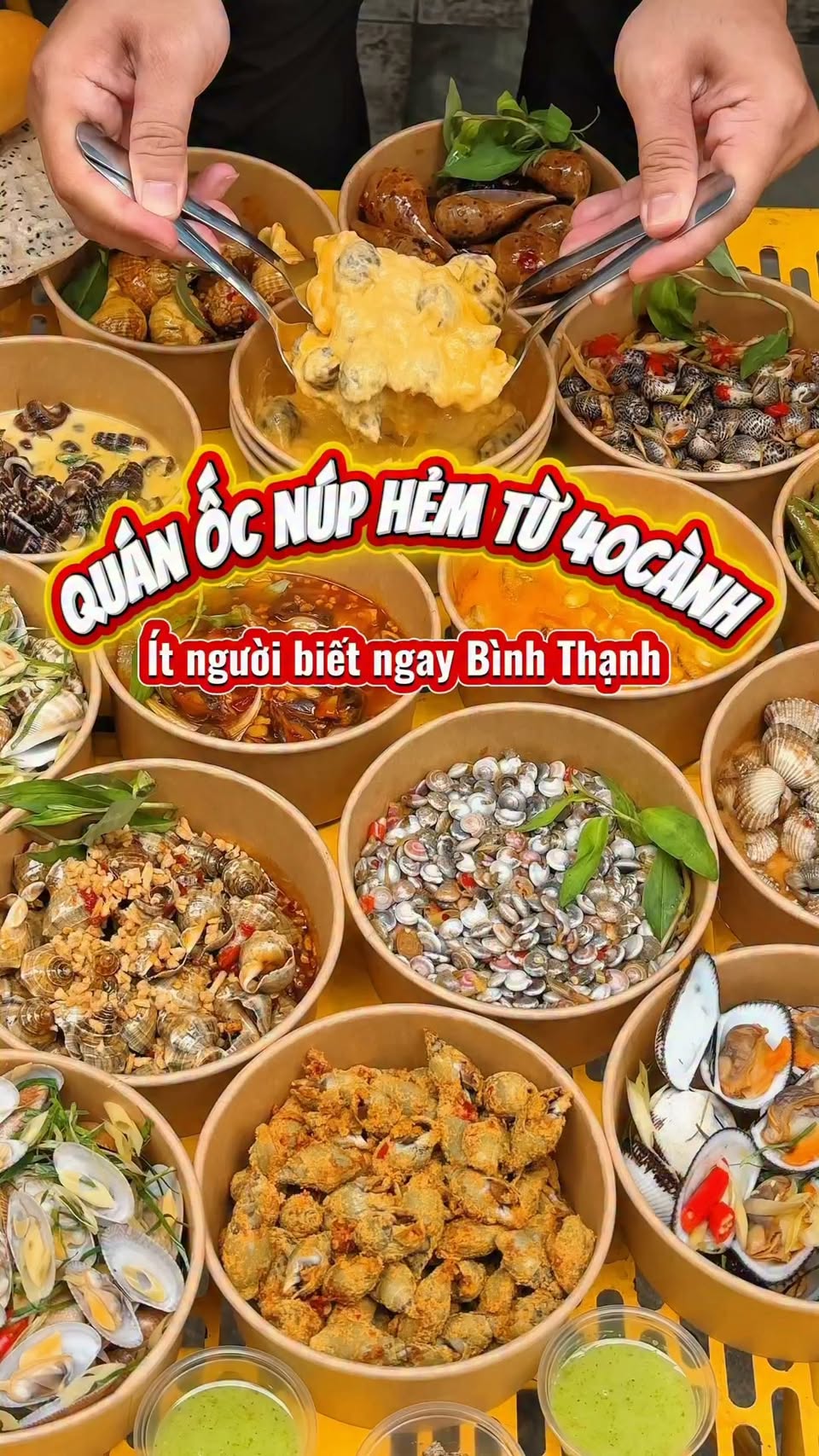 Vietnamese Snail Food Stalls Offer Diverse Sauces