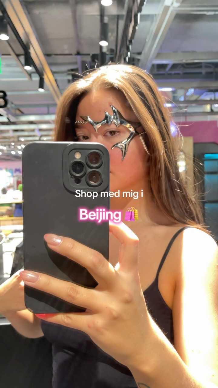 Beijing Shopping Spree: Fashion, Fun, and Food
