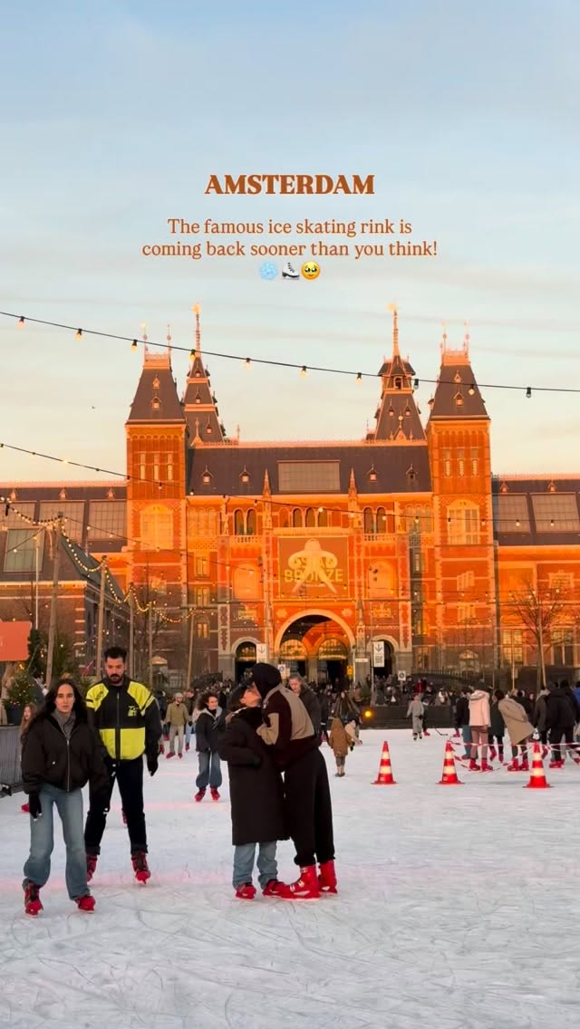 Amsterdam Ice Skating at Museumplein