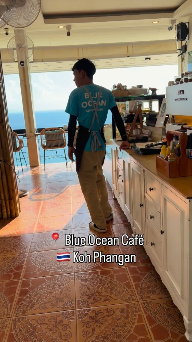 Blue Ocean Cafe Offers Stunning Ocean Views