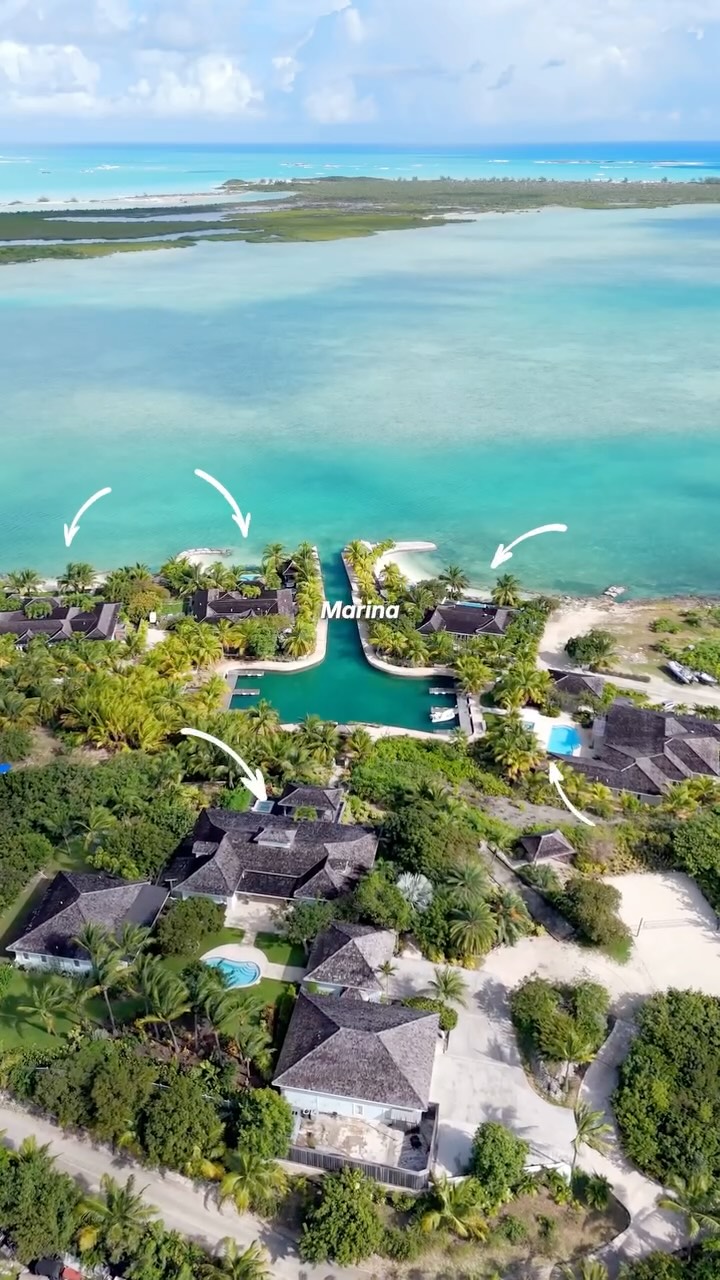 Waterfront Homes With Pools And Private Beaches