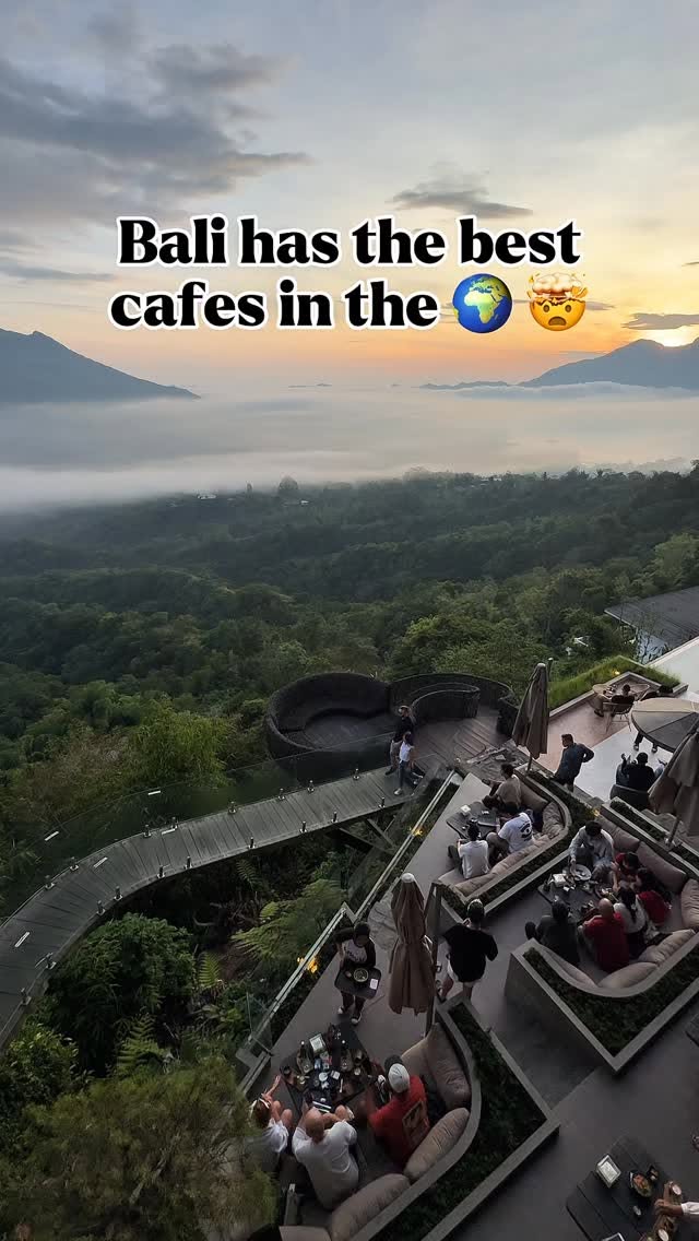 AKASA Cafe in Bali Offers Breathtaking Sunrise Volcano Views