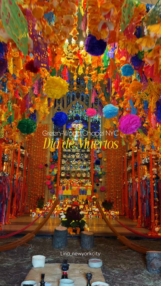 Día de Muertos Display at Green-Wood Cemetery