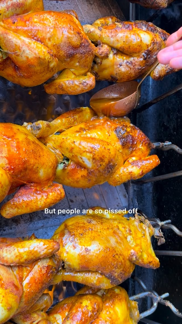 Rôtisserie Segar Specializes in Roast Chicken