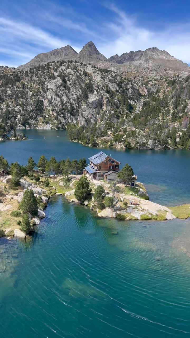 Pyrenean Mountain Refuges With Scenic Lakes