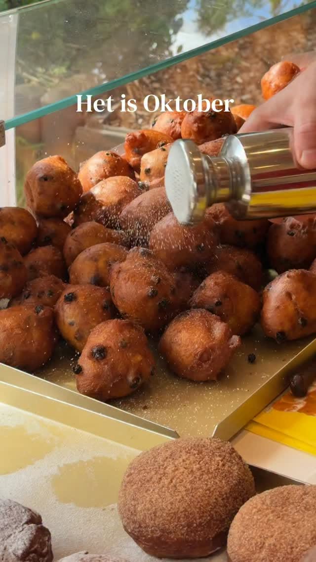 De Gekroonde Oliebol's Holiday Treats