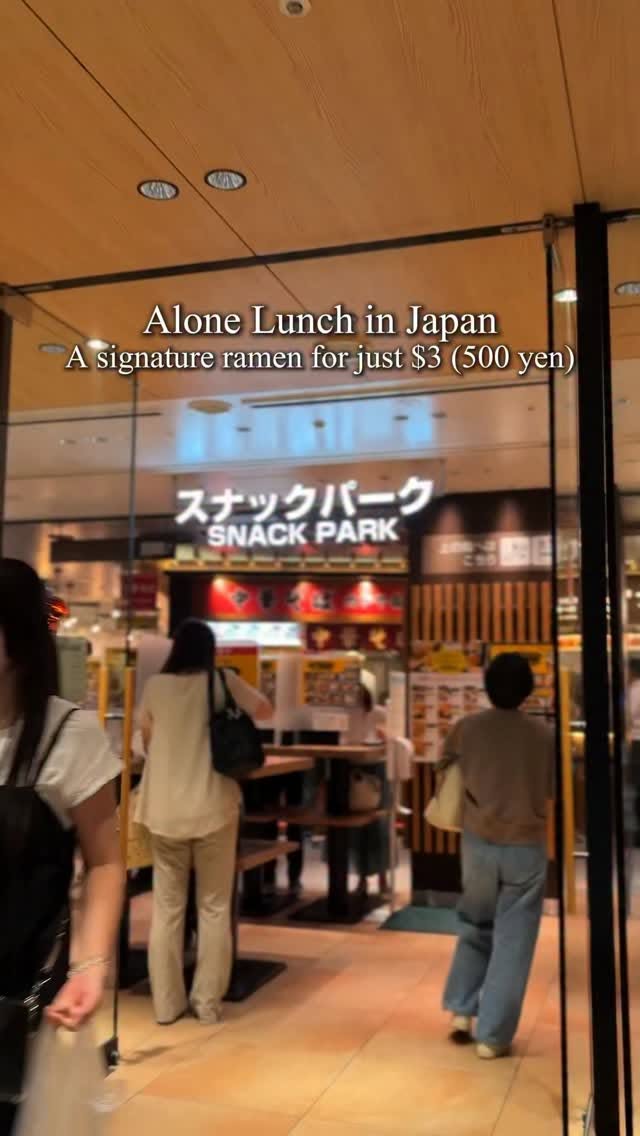Affordable Ramen and Food Court Lunch in Umeda