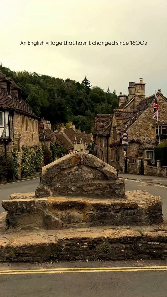 30 Picturesque English Villages and Towns