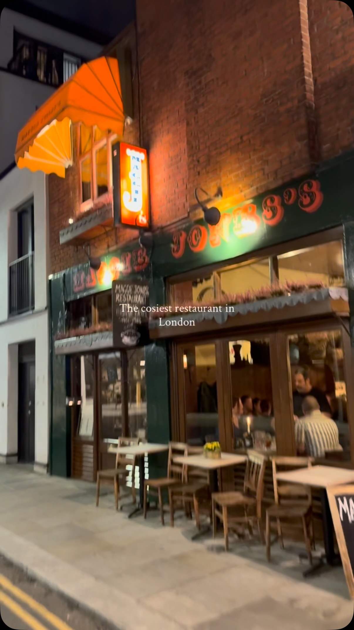 London's Cozy British Eatery Showcases Classic Dishes