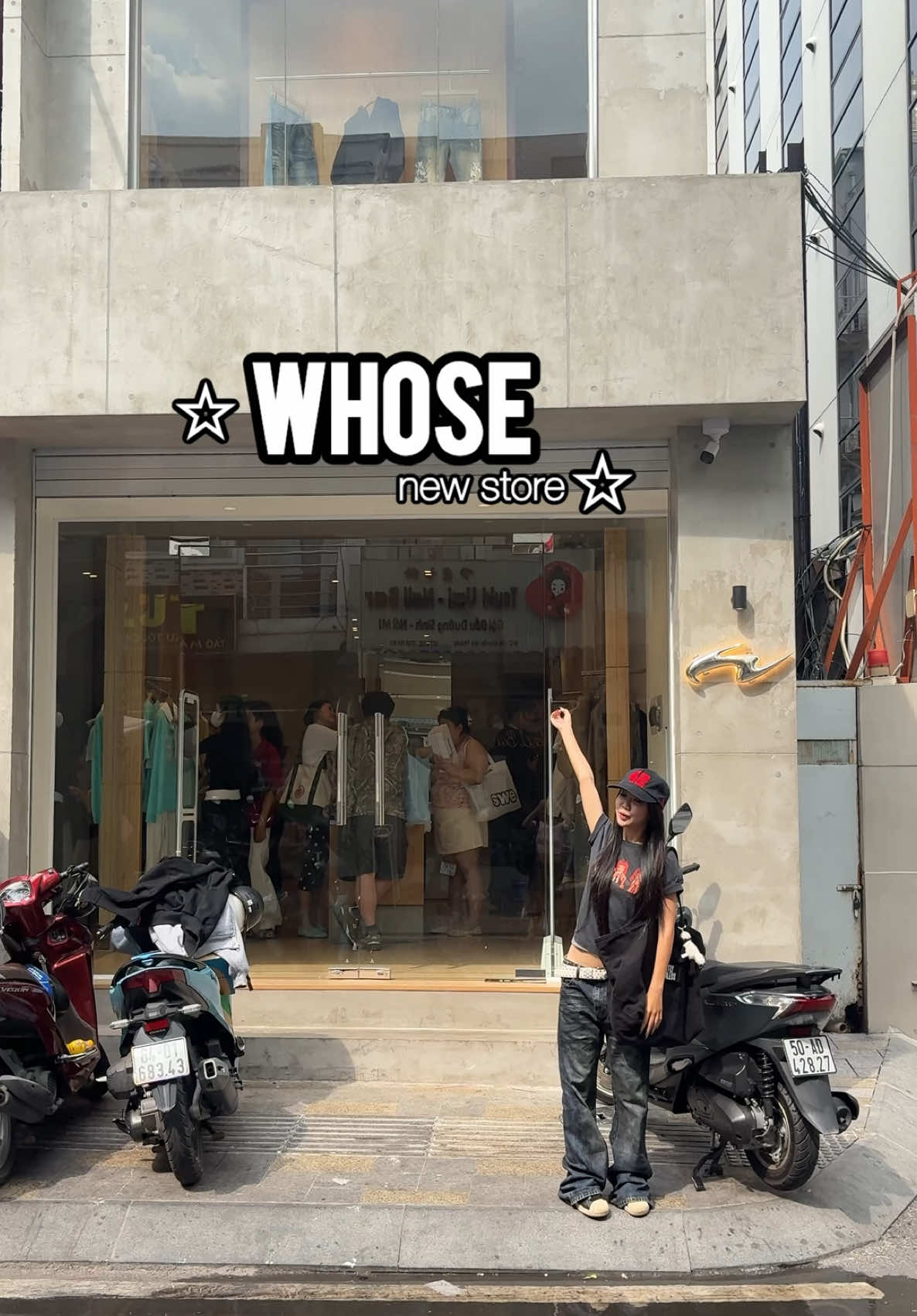 Whose Studio Fashion Store In Ho Chi Minh City