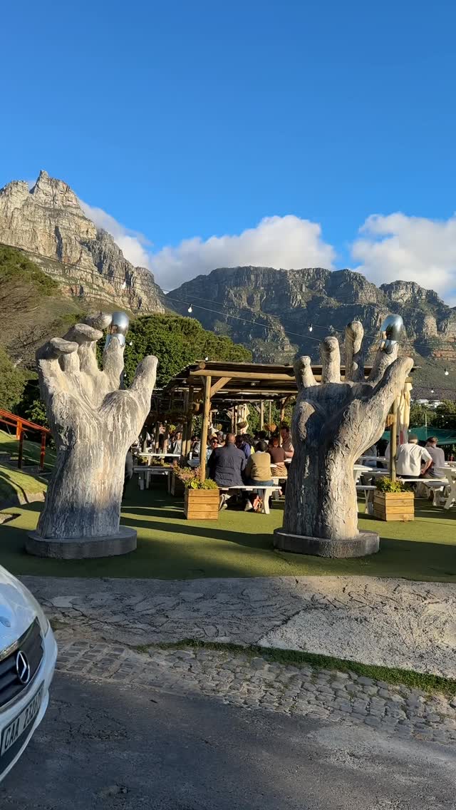 Scenic Outdoor Spots With Mountain & Ocean Views
